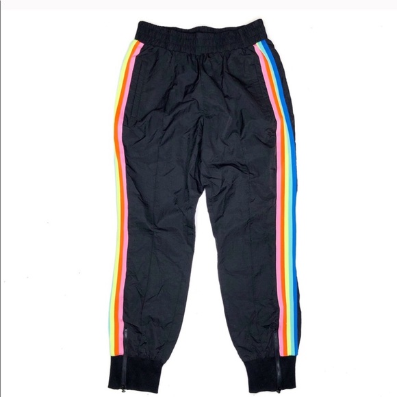 Fabletics Sweats (Pride Collection) - Picture 4 of 4